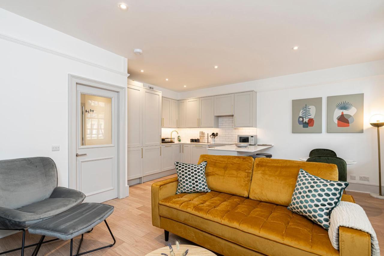 Stylish 1 Bed Flats In Soho, Next To Piccadilly Circus And Trafalgar Square Londres Extérieur photo